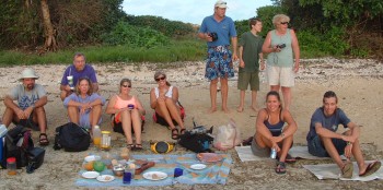 Yachtie picnic on the tiny beach at Tapana with Lady Starlight and Oddly Enough